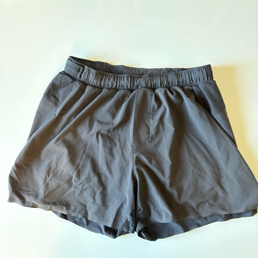 Lululemon Surge Short 4"
Liner Men’s Medium